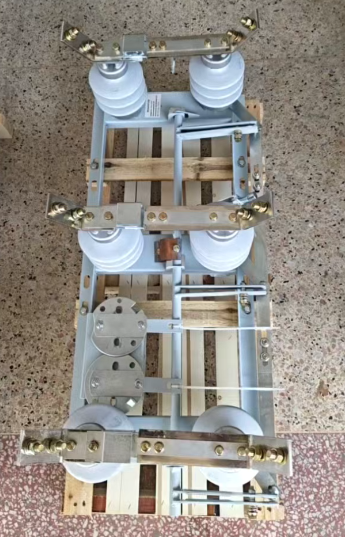 10kv 400A Three Pole Disconnectors Isolation Switch