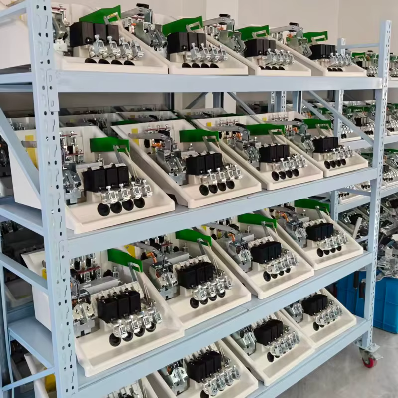 D165T D265T 4-Pole LV Pole-Mounted Circuit Breaker with Digital Trip Unit